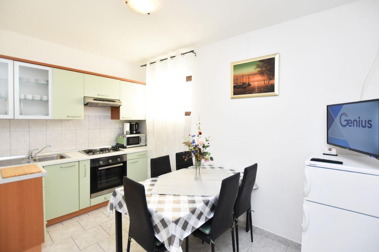 Tonja Apartment Primosten