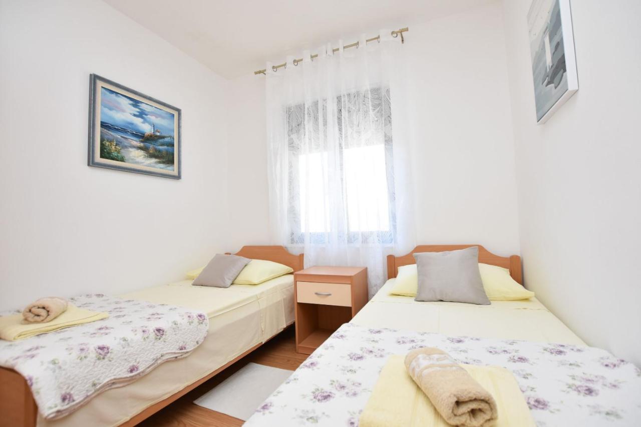 Tonja Apartment Primosten