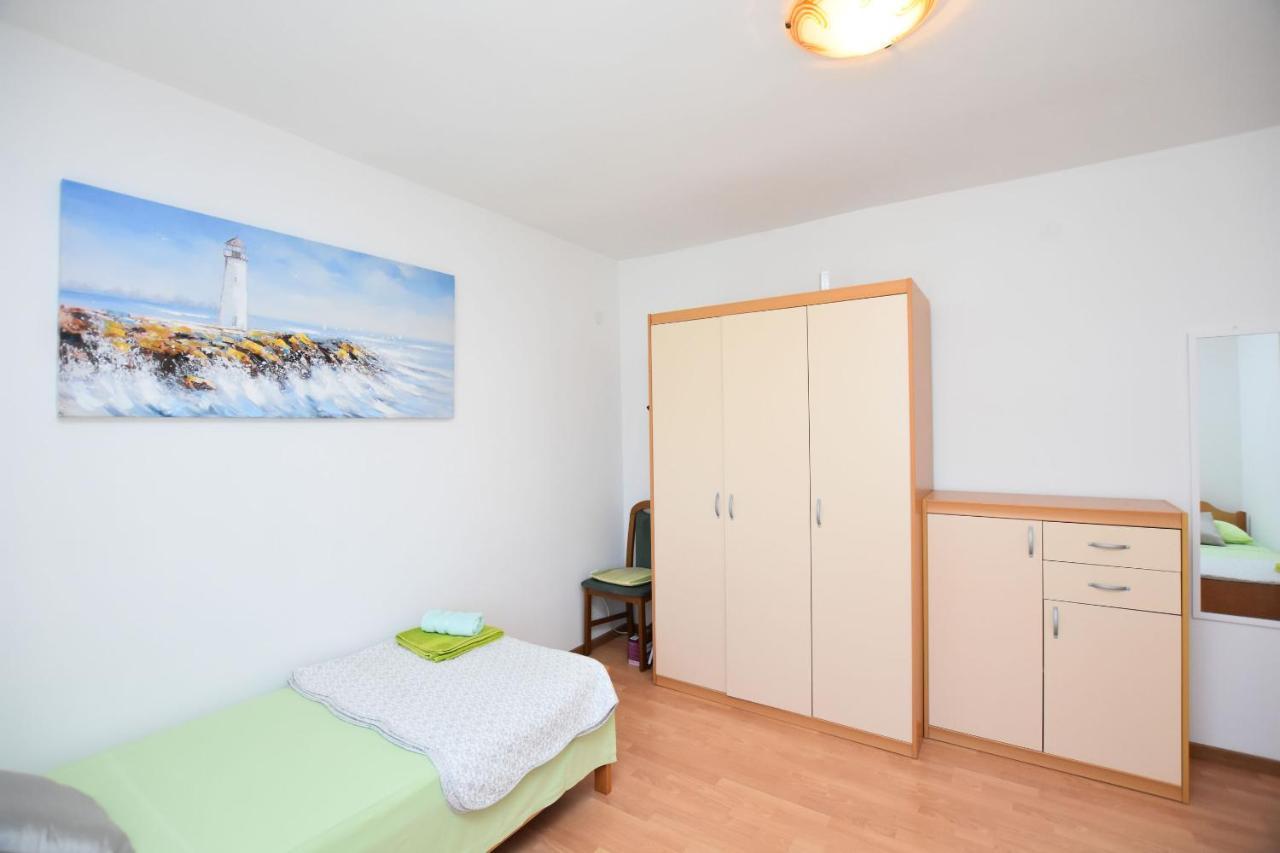 Apartment Tonja Primosten