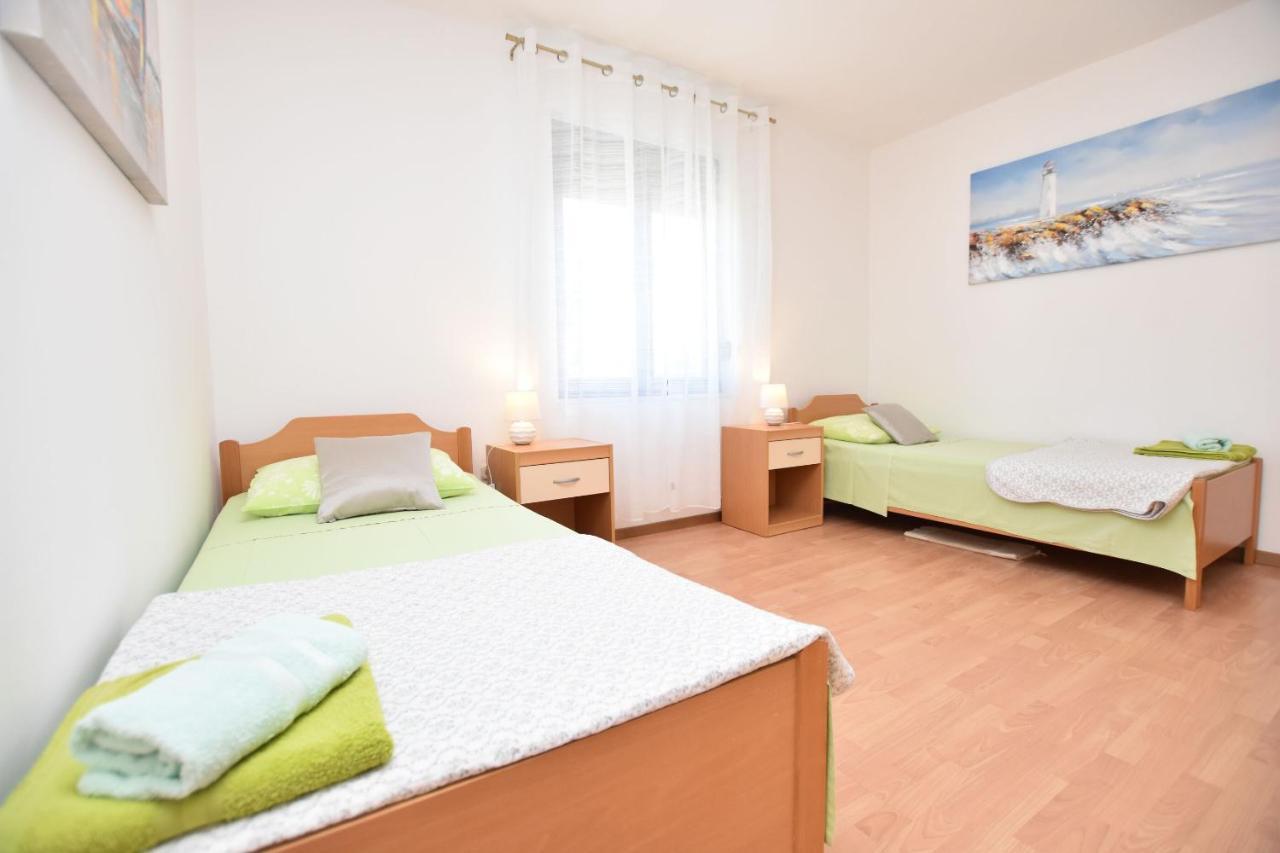 Tonja Apartment Primosten